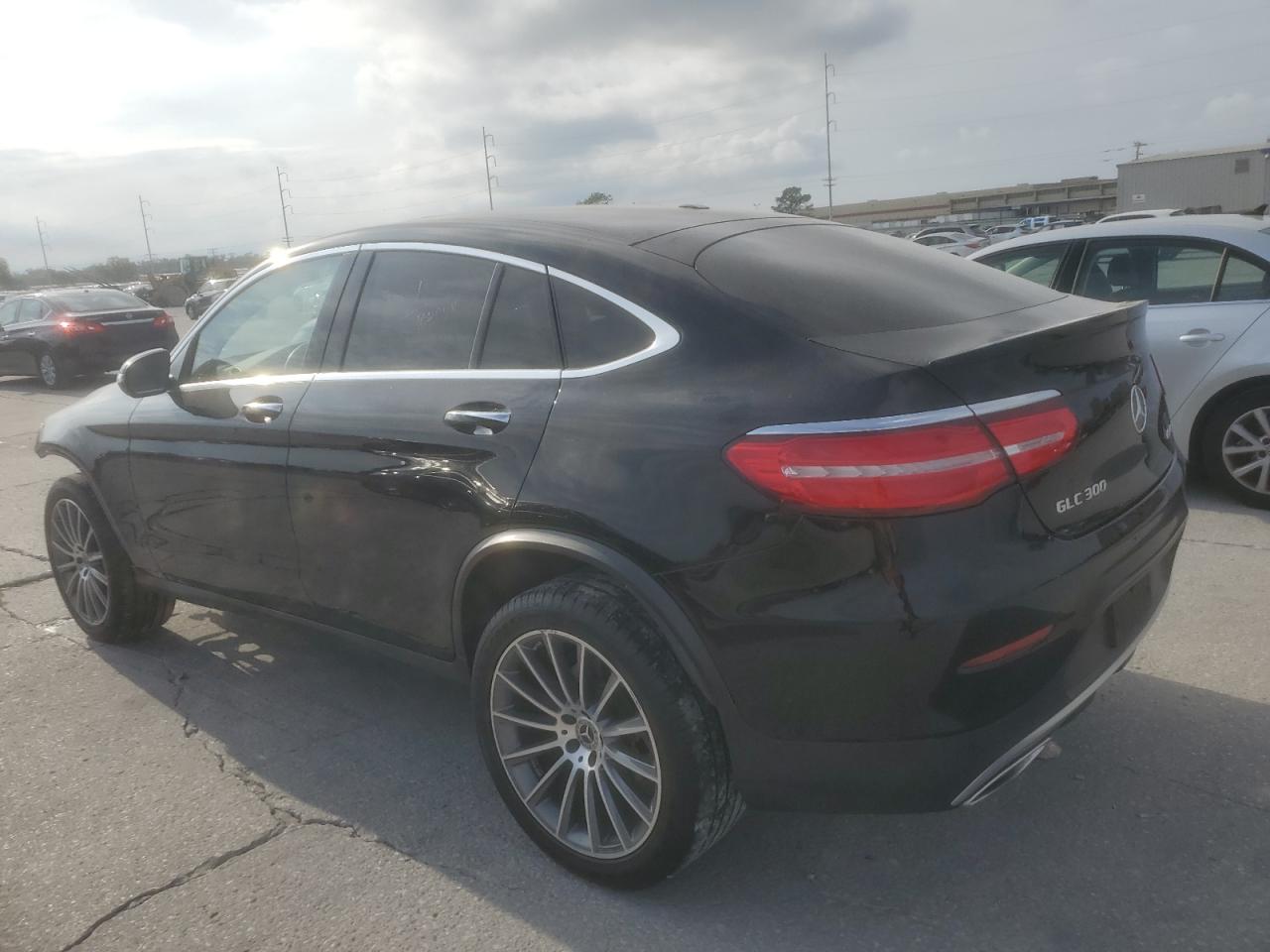 Obraz 2 z 2018 MERCEDES-BENZ GLC COUPE 300 4MATIC 2018 z VIN WDC0J4KB0JF476549