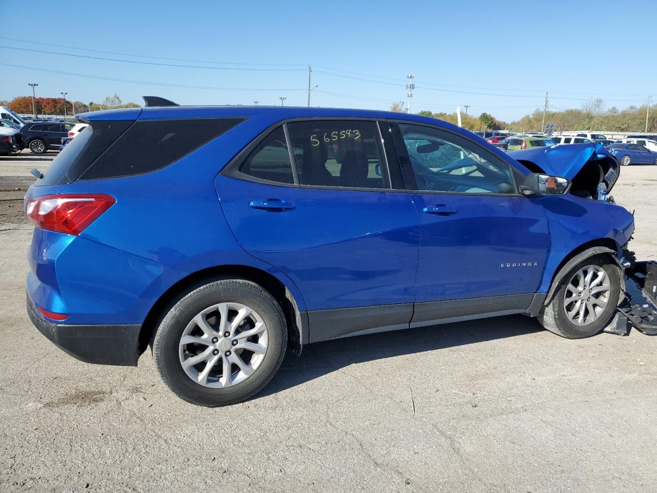 Изображение 3 2019 CHEVROLET EQUINOX LS 2019 с VIN 3GNAXHEV3KS565543