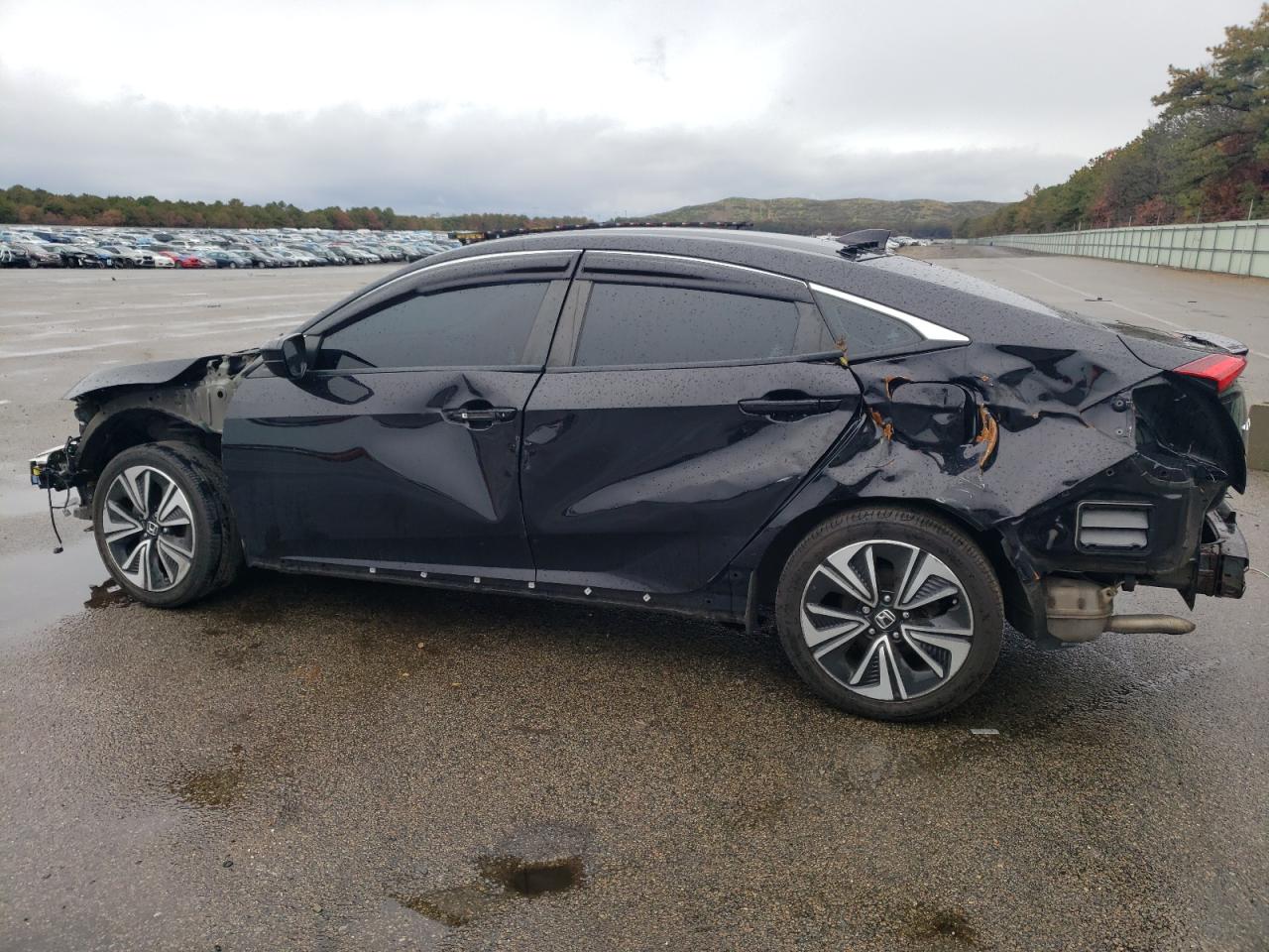 Image 2 of 2017 HONDA CIVIC EX 2017 with VIN 19XFC1F38HE205268
