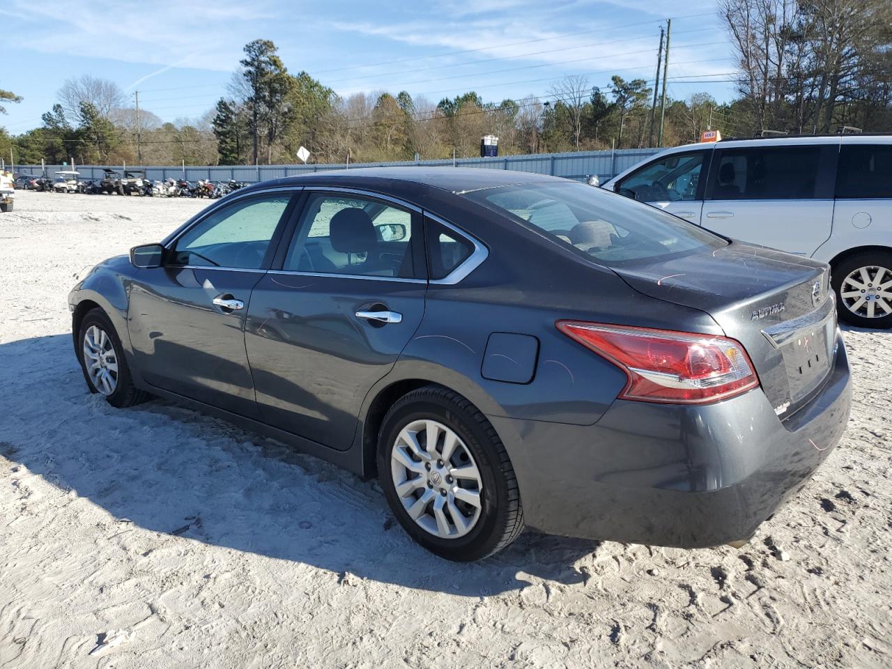 Image 2 of 2013 NISSAN ALTIMA 2.5 2013 with VIN 1N4AL3AP8DC198801