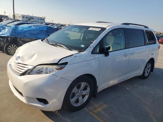 Изображение 1 2015 TOYOTA SIENNA LE 2015 с VIN 5TDKK3DC9FS529154