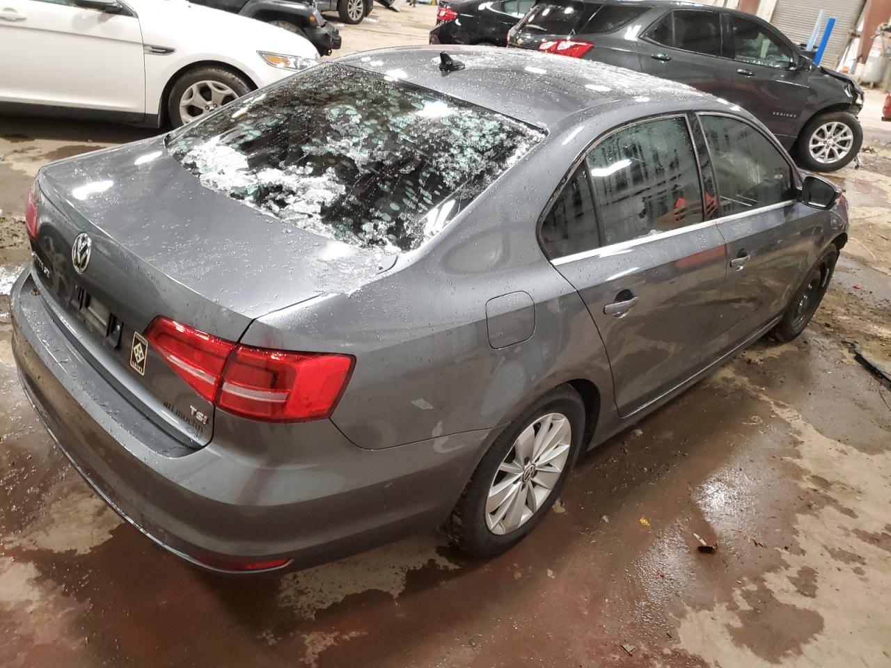 Image 3 of 2015 VOLKSWAGEN JETTA SE 2015 with VIN 3VWD07AJ8FM283817