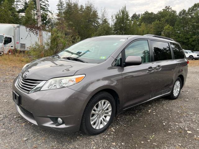 Image 2 of 2014 TOYOTA SIENNA XLE 2014 with VIN 5TDYK3DC7ES421947