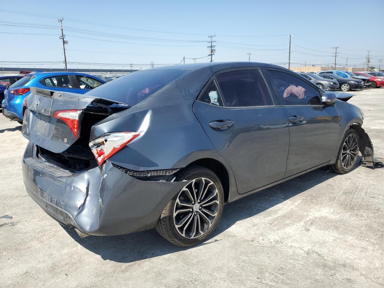 Obraz 3 z 2015 TOYOTA COROLLA L 2015 z VIN 5YFBURHE7FP333053