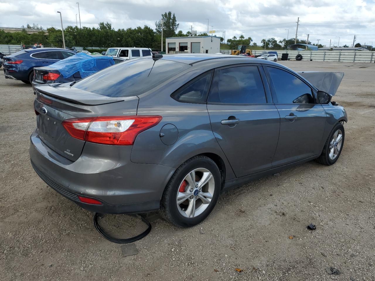 Изображение 3 2012 FORD FOCUS SE 2012 с VIN 1FAHP3F21CL433585
