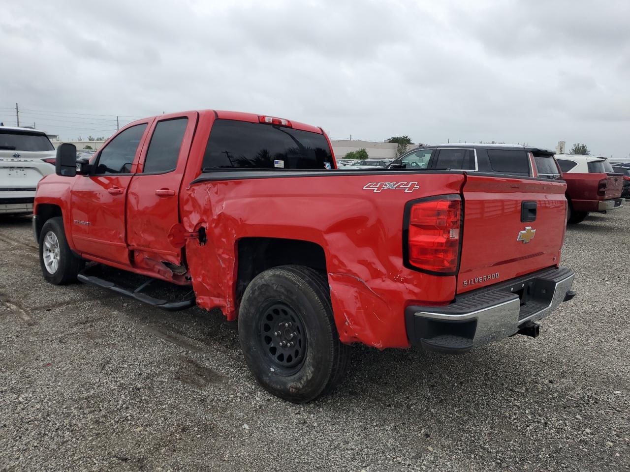 Obraz 2 z 2016 CHEVROLET SILVERADO K1500 LT 2016 z VIN 1GCVKRECXGZ268700