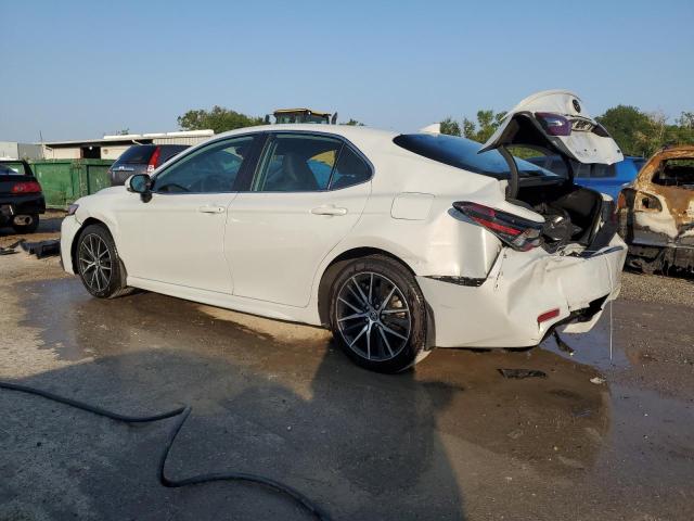 Image 2 of 2022 TOYOTA CAMRY SE 2022 with VIN 4T1T11AK0NU015707