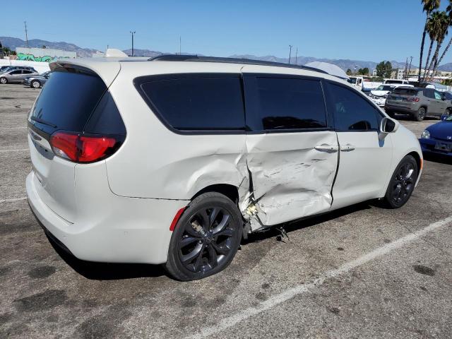 Image 3 of 2020 CHRYSLER PACIFICA TOURING L PLUS 2020 with VIN 2C4RC1EG2LR145593