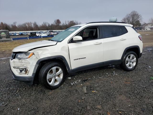 Obraz 1 z 2019 JEEP COMPASS LATITUDE 2019 z VIN 3C4NJDBB1KT828864