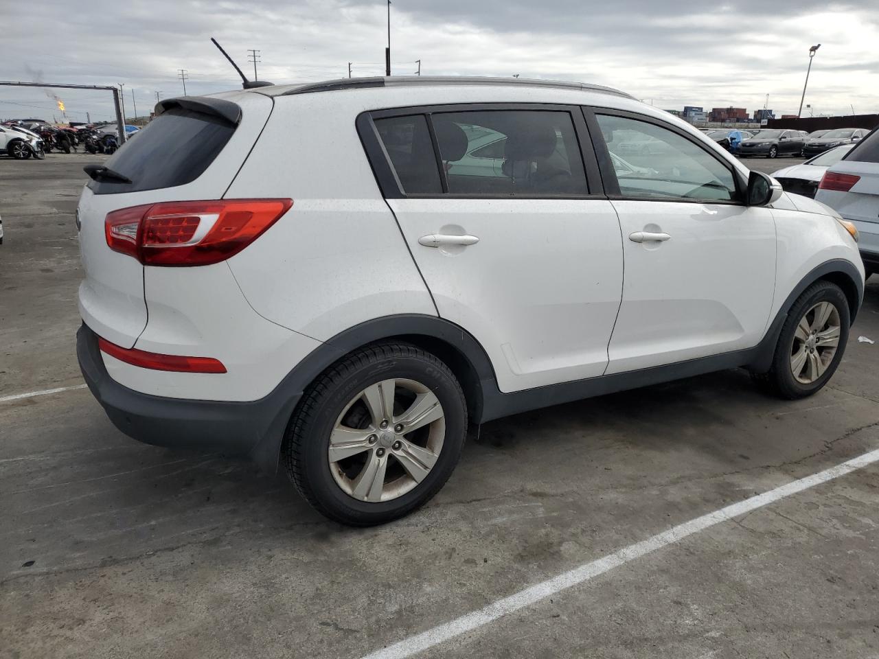 Изображение 3 2012 KIA SPORTAGE BASE 2012 с VIN KNDPB3A26C7274700