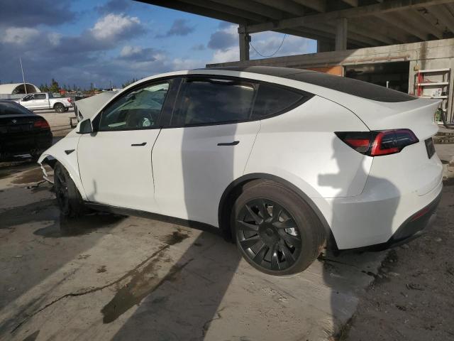 Image 2 of 2021 TESLA MODEL Y  2021 with VIN 5YJYGDEE5MF078677