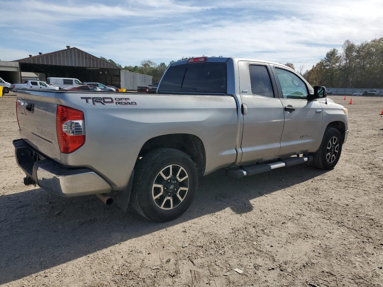 Изображение 3 2014 TOYOTA TUNDRA DOUBLE CAB SR/SR5 2014 с VIN 5TFRY5F18EX170232