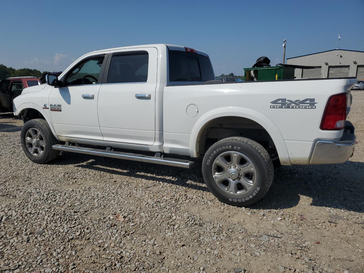 Image 2 of 2018 RAM 2500 SLT 2018 with VIN 3C6UR5DL0JG359006