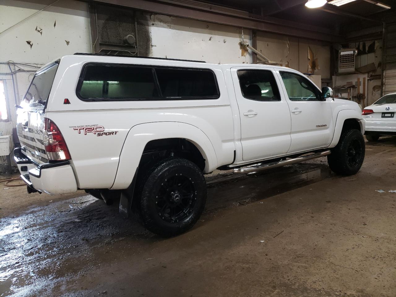 Obraz 3 z 2012 TOYOTA TACOMA DOUBLE CAB LONG BED 2012 z VIN 3TMMU4FNXCM038594