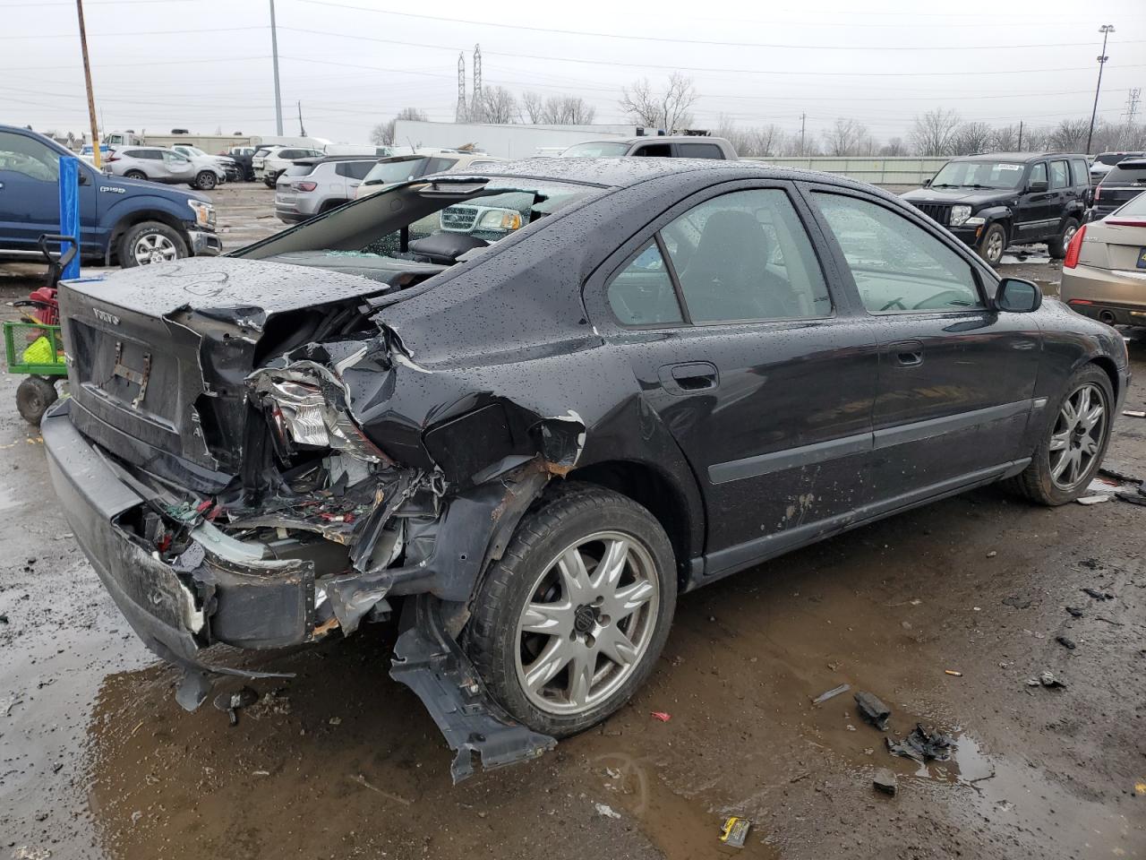 Изображение 3 2004 VOLVO S60 2.5T 2004 с VIN YV1RH59H242350563