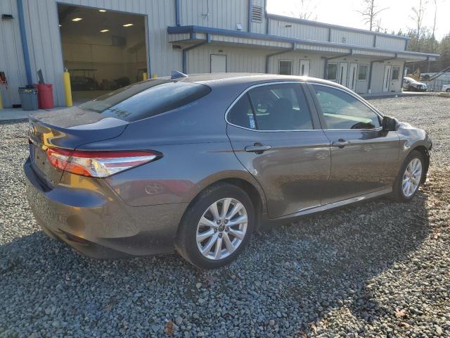 Obraz 3 z 2020 TOYOTA CAMRY LE 2020 z VIN 4T1C11AK4LU952573