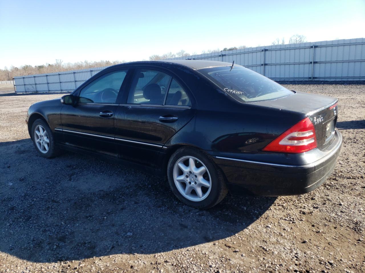Obraz 2 z 2002 MERCEDES-BENZ C 320 2002 z VIN WDBRF64JX2E006842