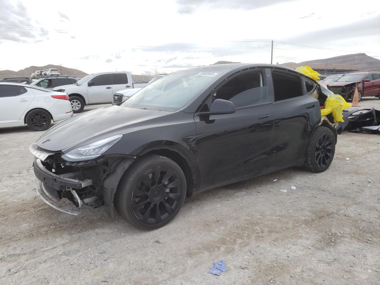 Obraz 1 z 2021 TESLA MODEL Y  2021 z VIN 5YJYGAEE2MF298731