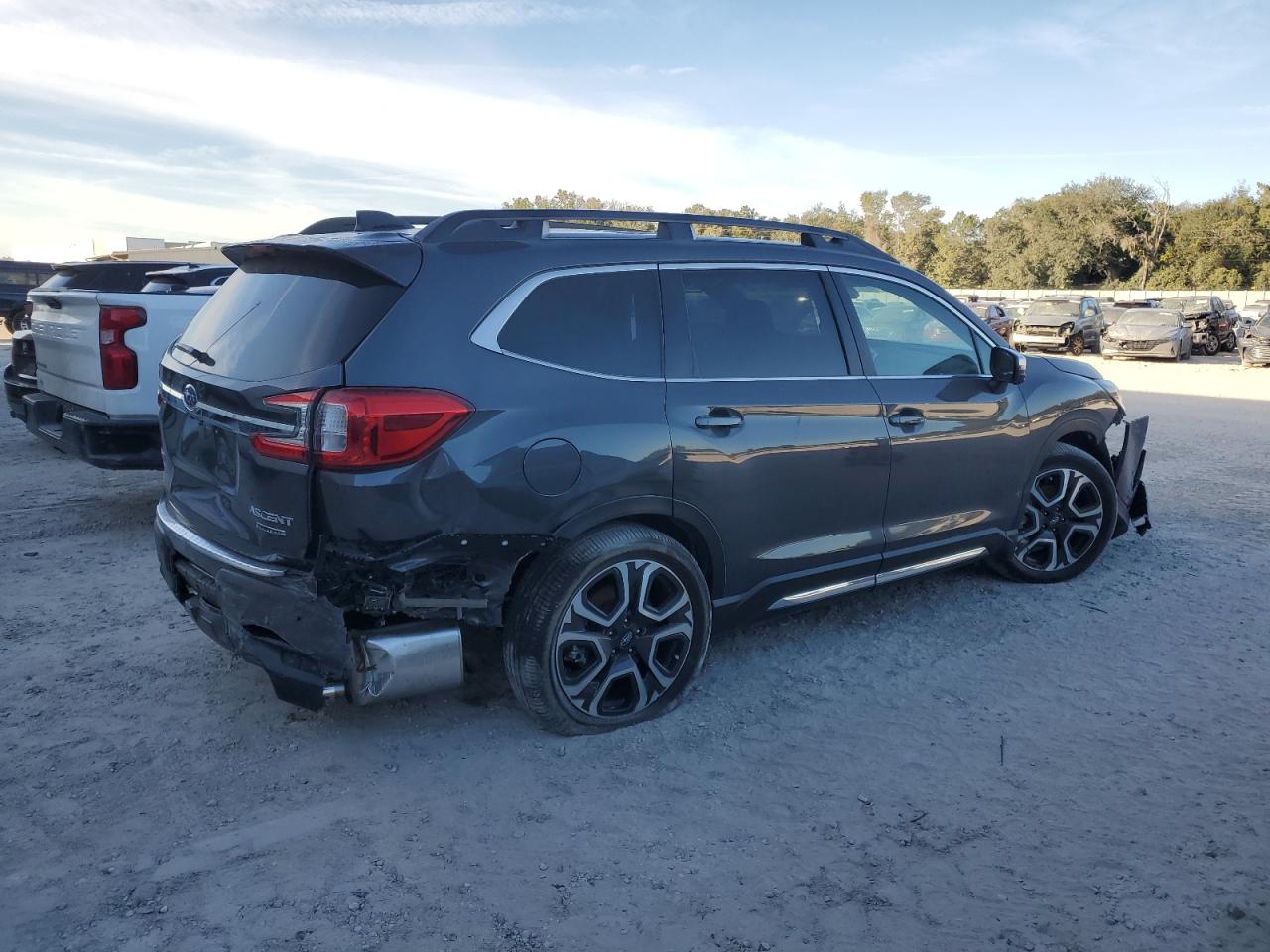 Изображение 3 2023 SUBARU ASCENT LIMITED 2023 с VIN 4S4WMAUD9P3452261