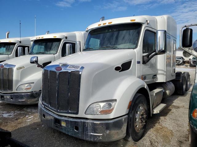 Obraz 2 z 2017 PETERBILT 579  2017 z VIN 1XPBDP9X1HD368339