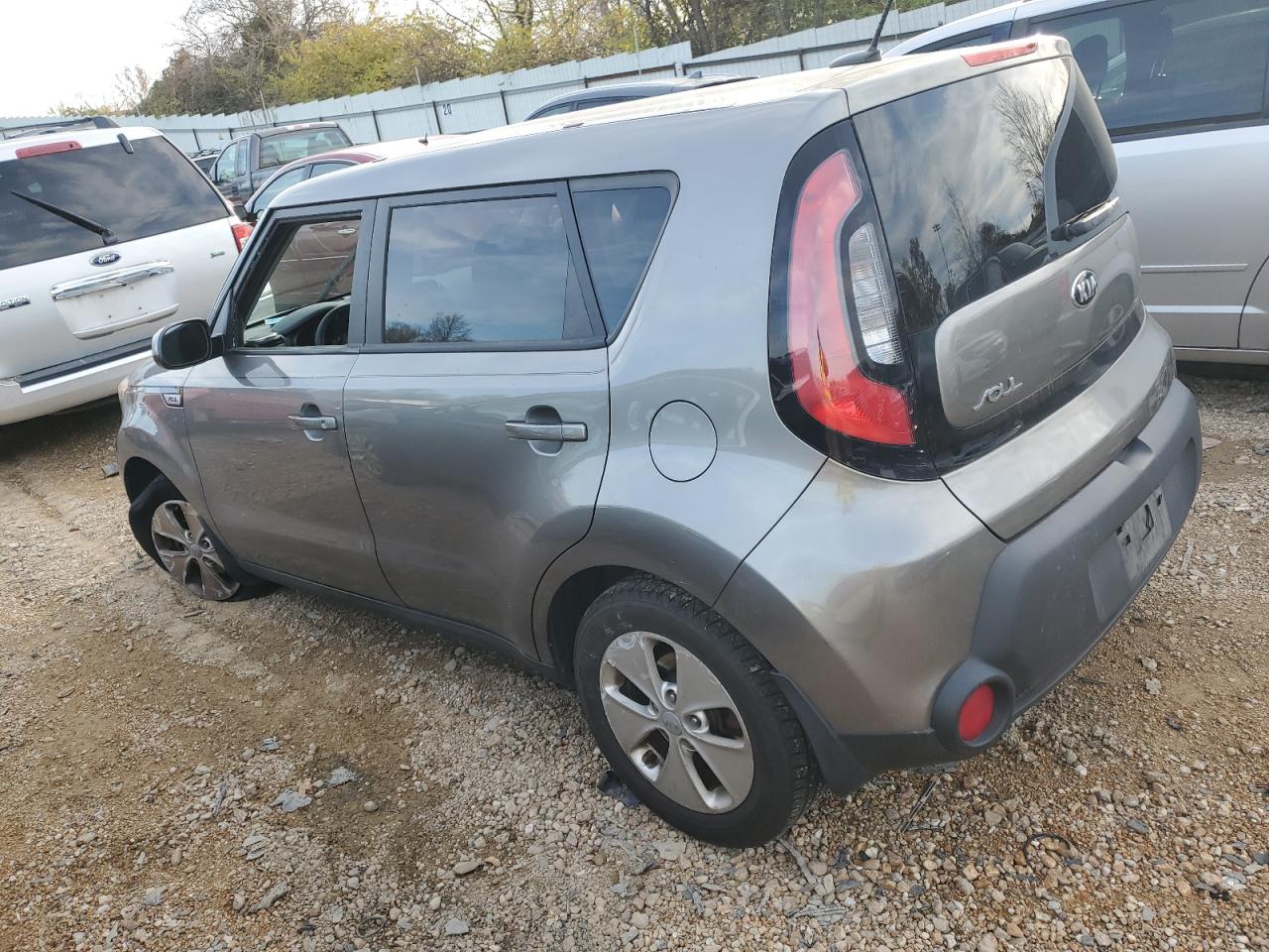 Image 2 of 2015 KIA SOUL  2015 with VIN KNDJN2A26F7235729
