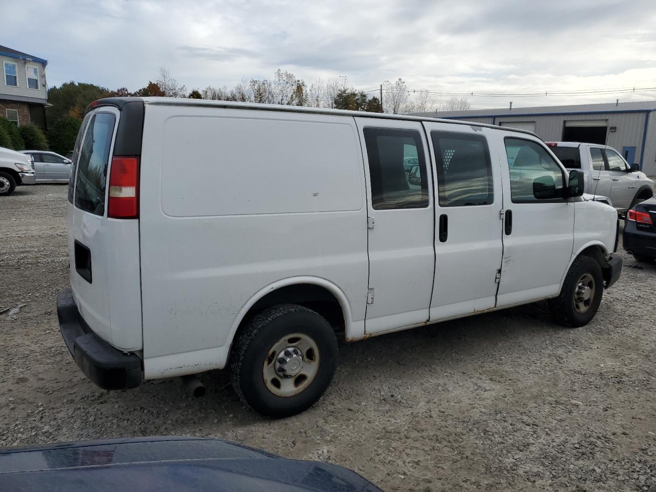Изображение 3 2012 CHEVROLET EXPRESS G2500  2012 с VIN 1GCWGFCA1C1102578
