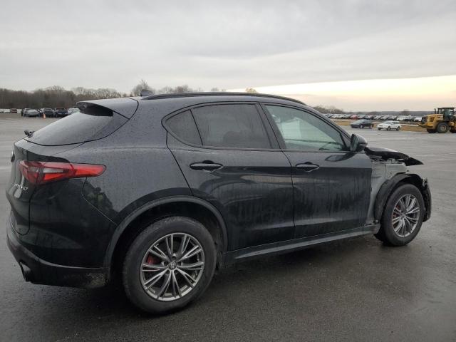 Image 3 of 2022 ALFA ROMEO STELVIO  2022 with VIN ZASPAKAN2N7D30570