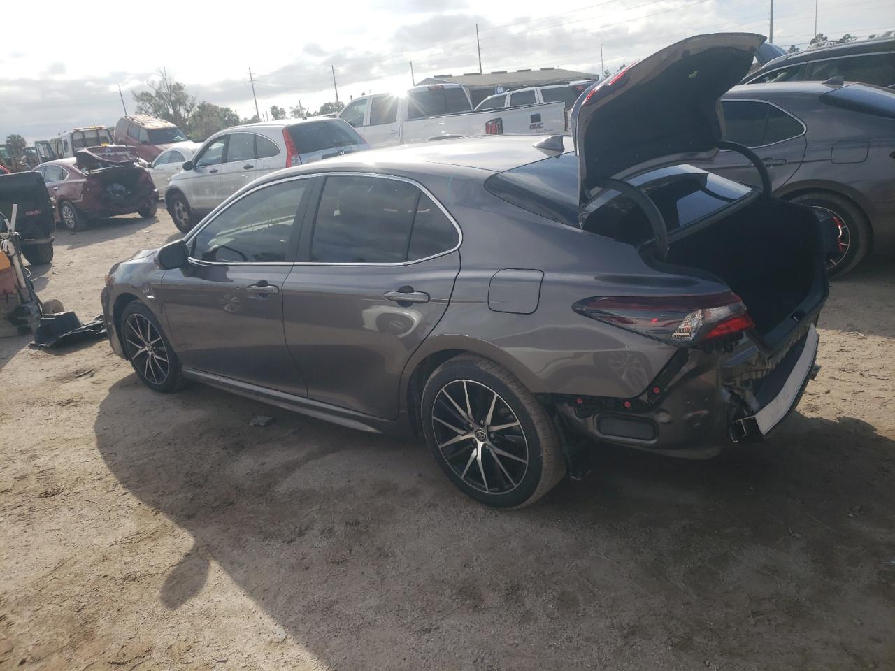 Изображение 2 2023 TOYOTA CAMRY SE NIGHT SHADE 2023 с VIN 4T1G11AK7PU766629