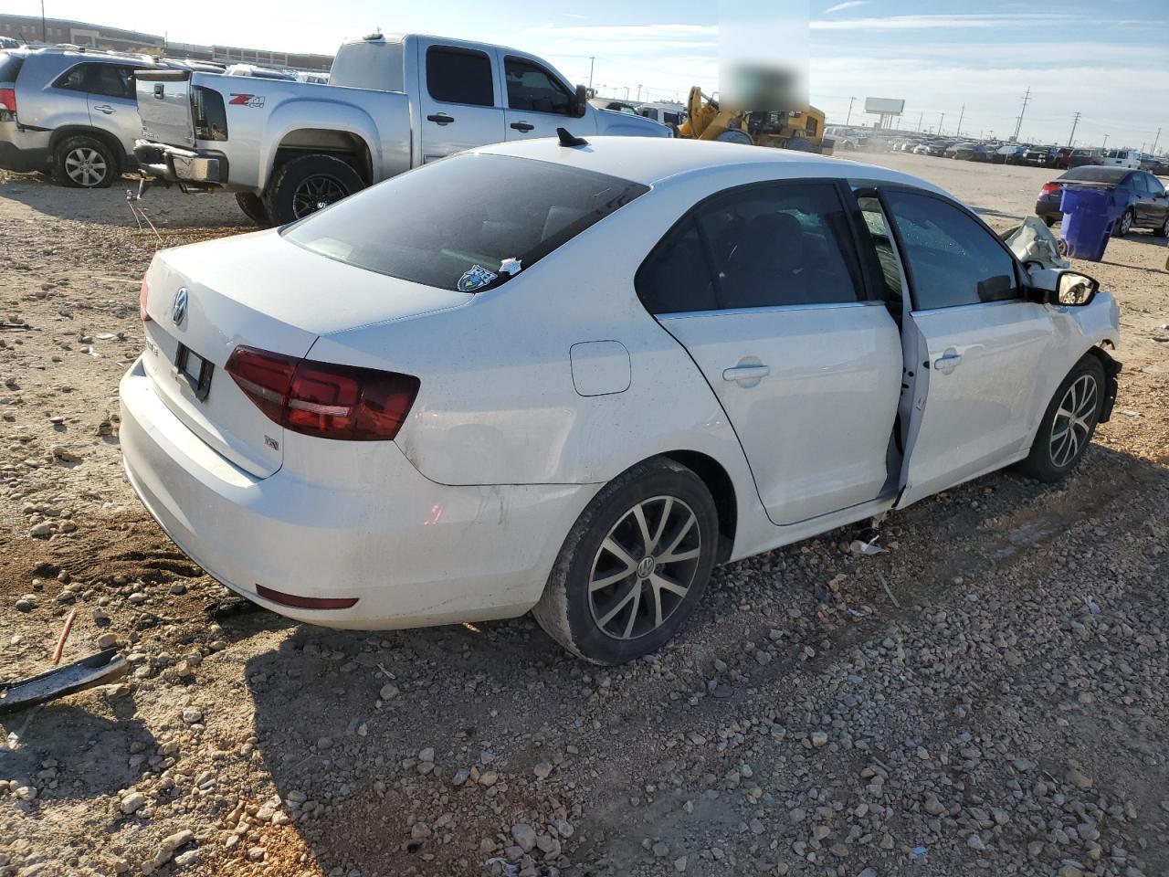 Obraz 3 z 2017 VOLKSWAGEN JETTA SE 2017 z VIN 3VWDB7AJ4HM290339