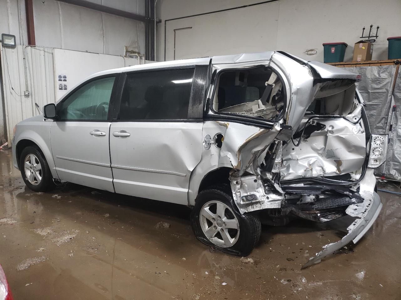 Image 2 of 2011 DODGE GRAND CARAVAN MAINSTREET 2011 with VIN 2D4RN3DG4BR648969