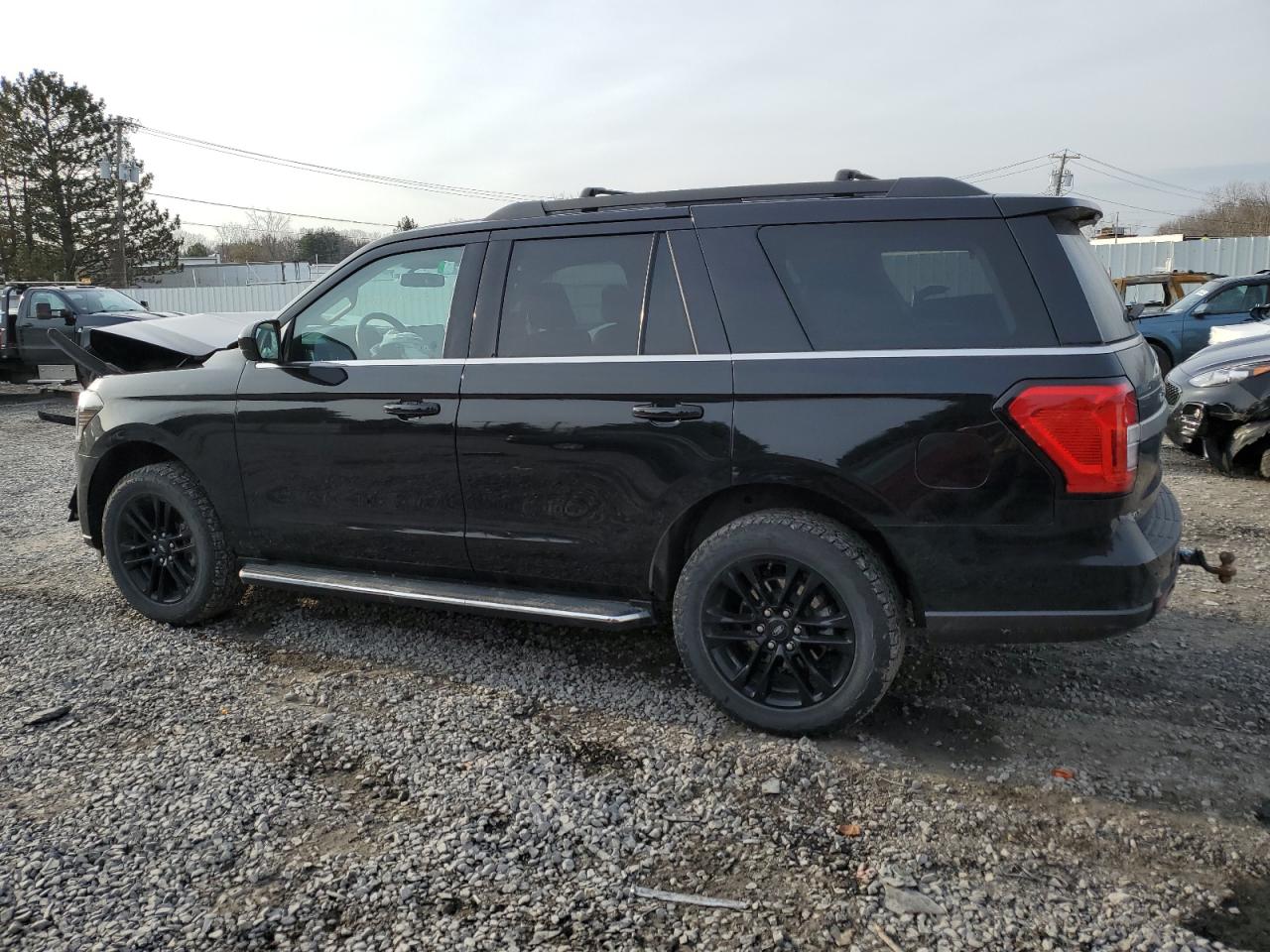 Image 2 of 2022 FORD EXPEDITION XLT 2022 with VIN 1FMJU1JT1NEA01624
