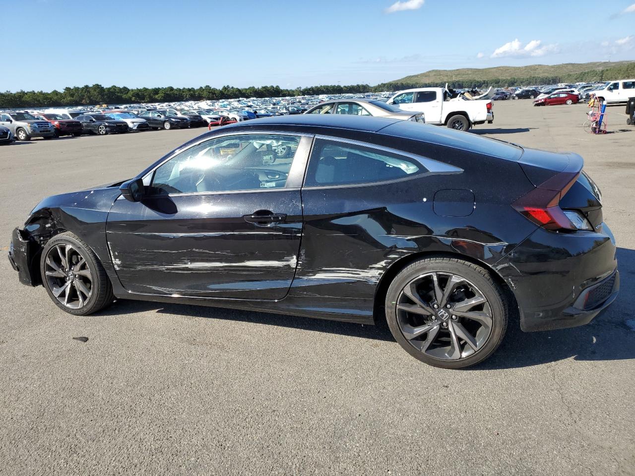 Image 2 of 2020 HONDA CIVIC SPORT 2020 with VIN 2HGFC4B83LH304906