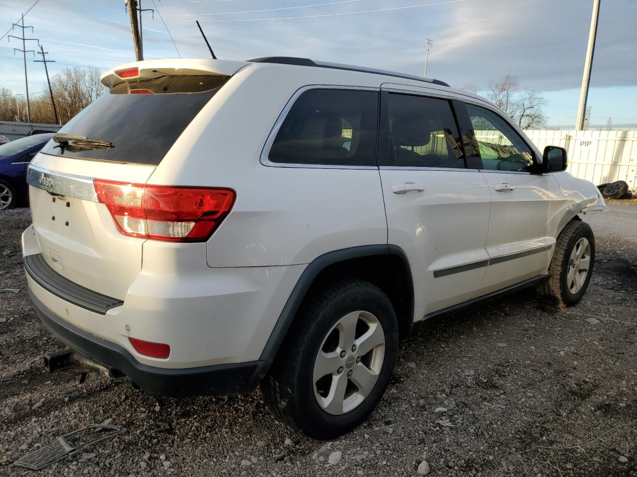 Obraz 3 z 2013 JEEP GRAND CHEROKEE LAREDO 2013 z VIN 1C4RJFAG6DC537656