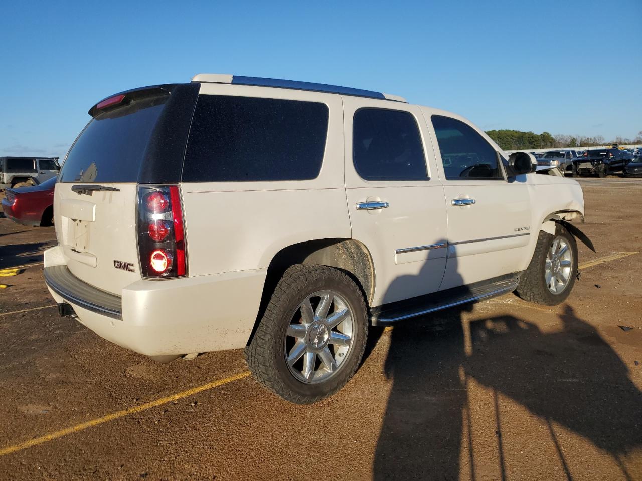 Obraz 3 z 2010 GMC YUKON DENALI 2010 z VIN 1GKUKEEF2AR289096