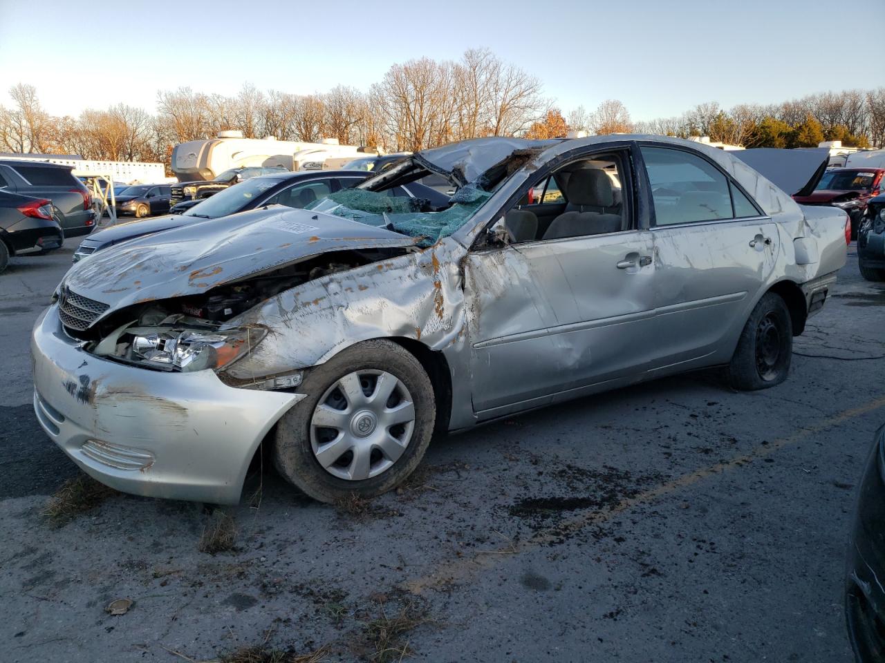 Изображение 1 2004 TOYOTA CAMRY LE 2004 с VIN 4T1BE32K84U850026