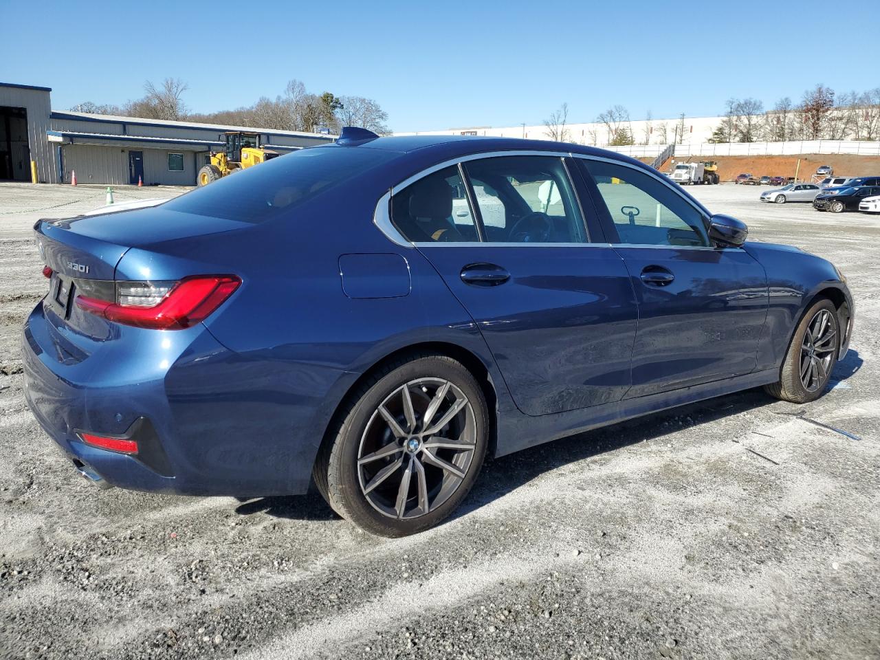 Изображение 3 2021 BMW 330I  2021 с VIN 3MW5R1J01M8B86799