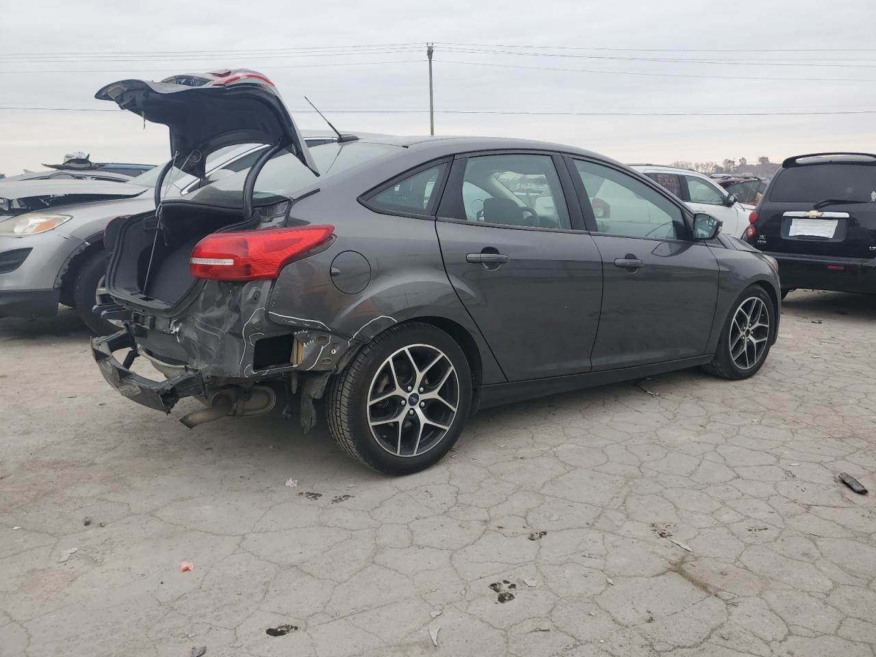 Image 3 of 2018 FORD FOCUS SEL 2018 with VIN 1FADP3H26JL214758