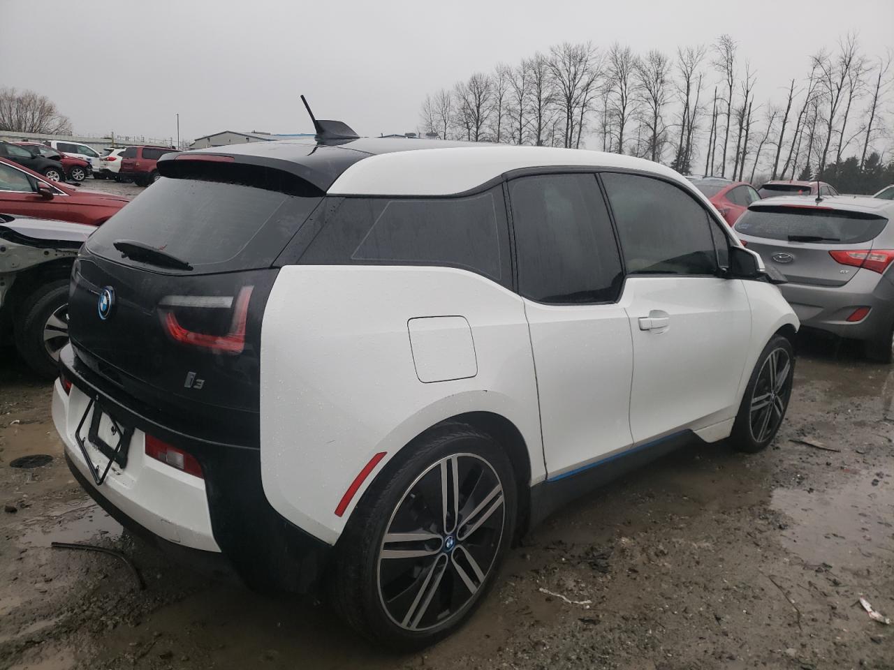 Изображение 3 2015 BMW I3 BEV 2015 с VIN WBY1Z2C59FV286311