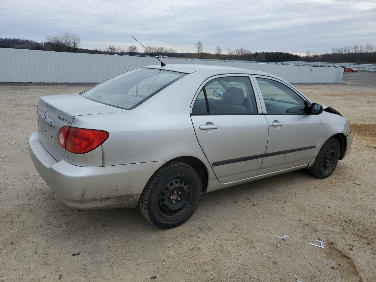 Image 3 of 2004 TOYOTA COROLLA CE 2004 with VIN 2T1BR32E64C174319