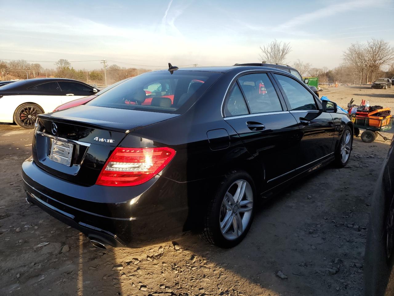 Image 3 of 2014 MERCEDES-BENZ C 300 4MATIC 2014 with VIN WDDGF8AB3ER324516