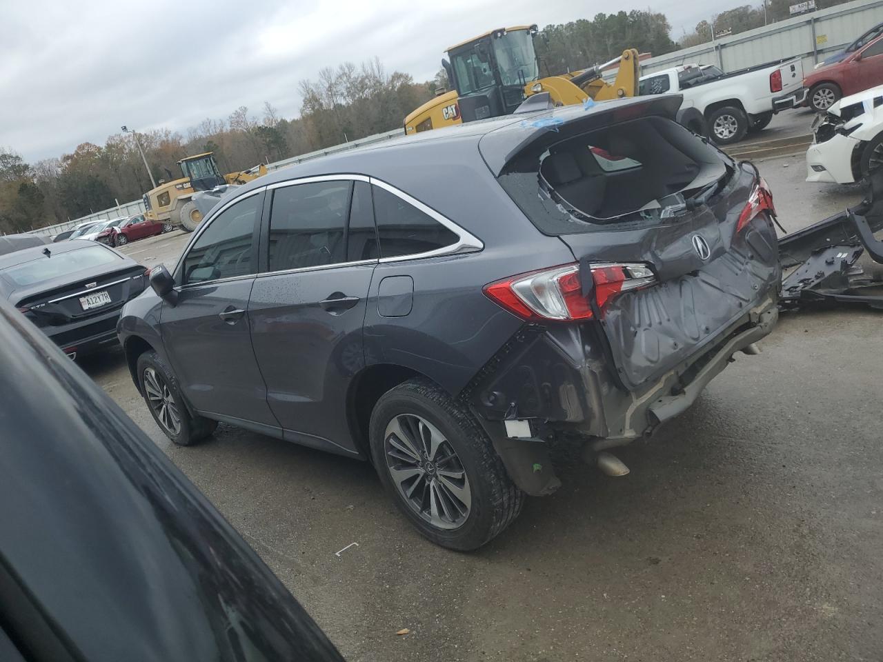 Image 2 of 2017 ACURA RDX ADVANCE 2017 with VIN 5J8TB4H78HL019990