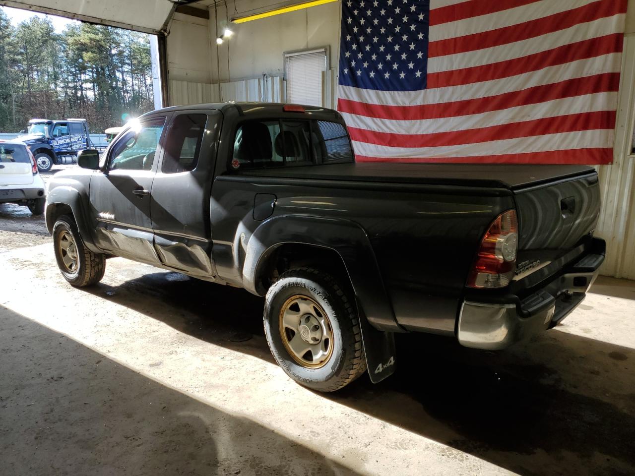 Obraz 2 z 2011 TOYOTA TACOMA ACCESS CAB 2011 z VIN 5TFUX4EN0BX005976