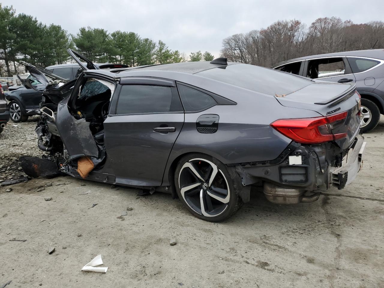 Obraz 2 z 2018 HONDA ACCORD SPORT 2018 z VIN 1HGCV2F30JA052396