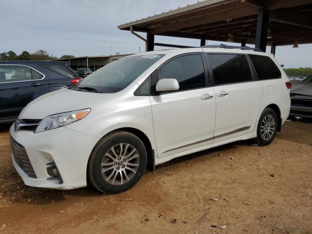 Image 1 of 2020 TOYOTA SIENNA XLE 2020 with VIN 5TDYZ3DC7LS023050