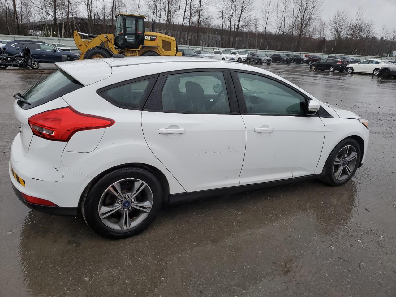 Image 3 of 2016 FORD FOCUS SE 2016 with VIN 1FADP3KE5GL259508