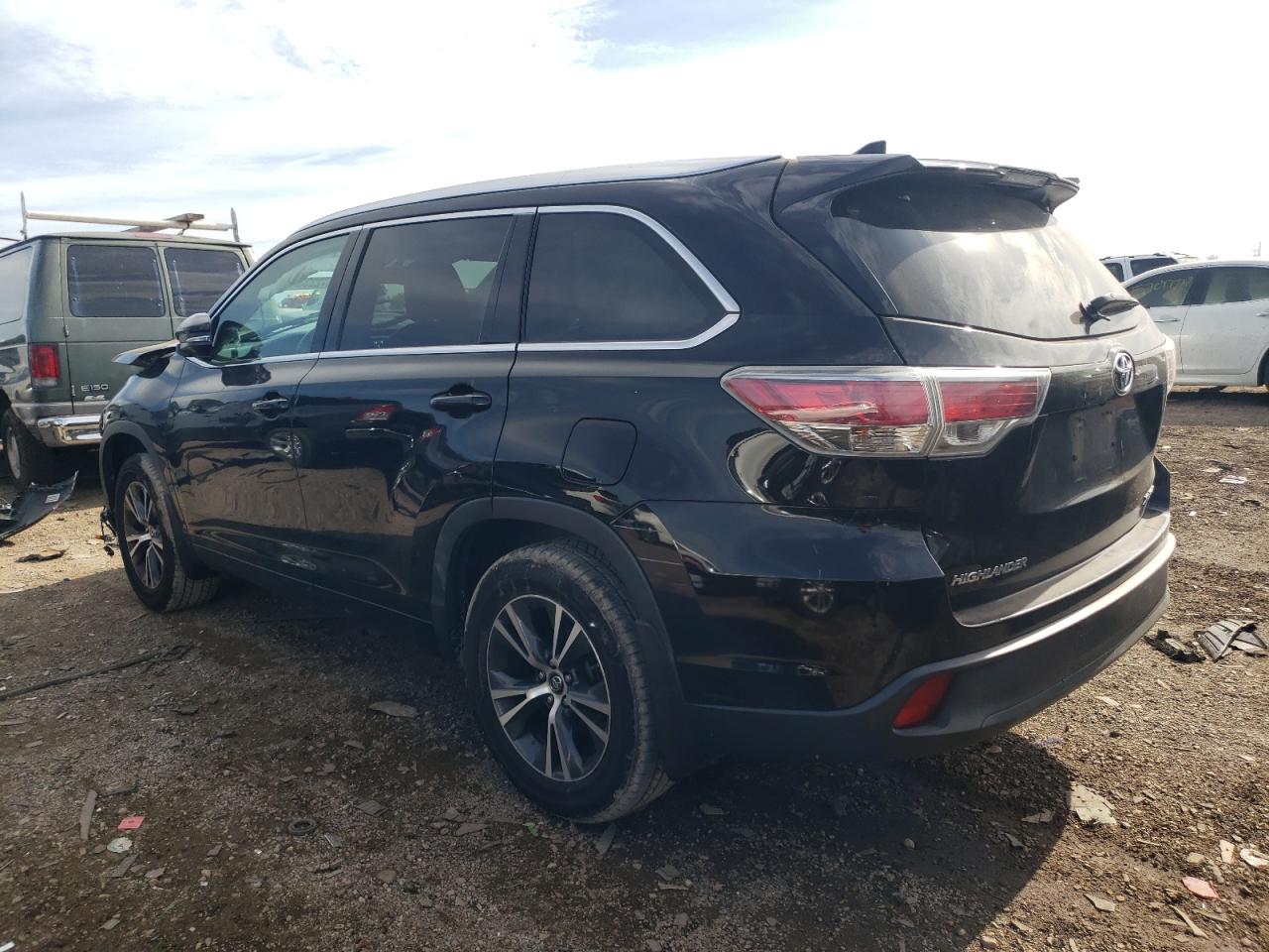 Изображение 2 2016 TOYOTA HIGHLANDER XLE 2016 с VIN 5TDJKRFH5GS290047