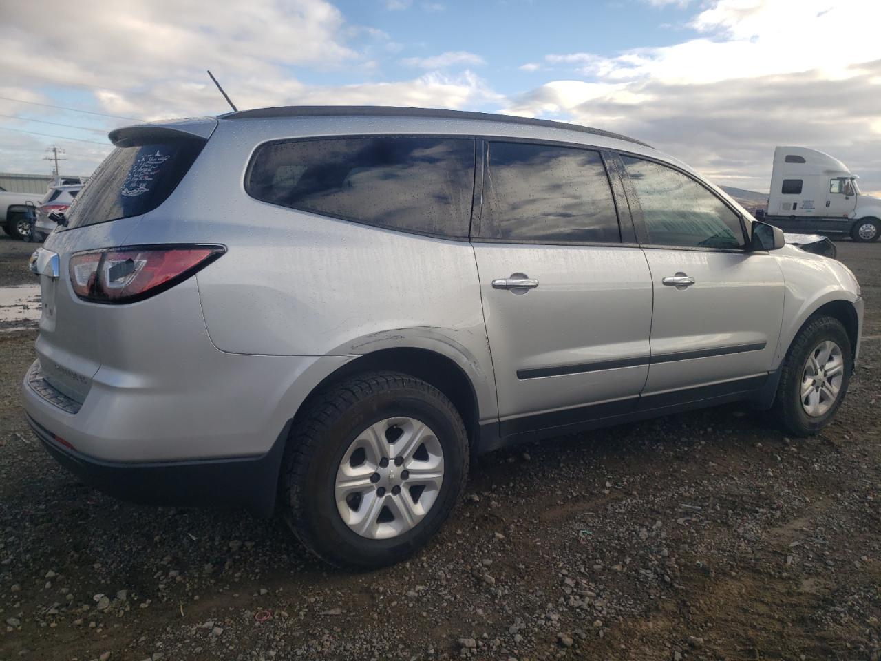 Obraz 3 z 2014 CHEVROLET TRAVERSE LS 2014 z VIN 1GNKRFKD0EJ182471