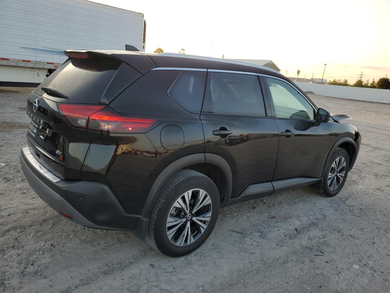 Изображение 3 2021 NISSAN ROGUE SV 2021 с VIN 5N1AT3BAXMC819679