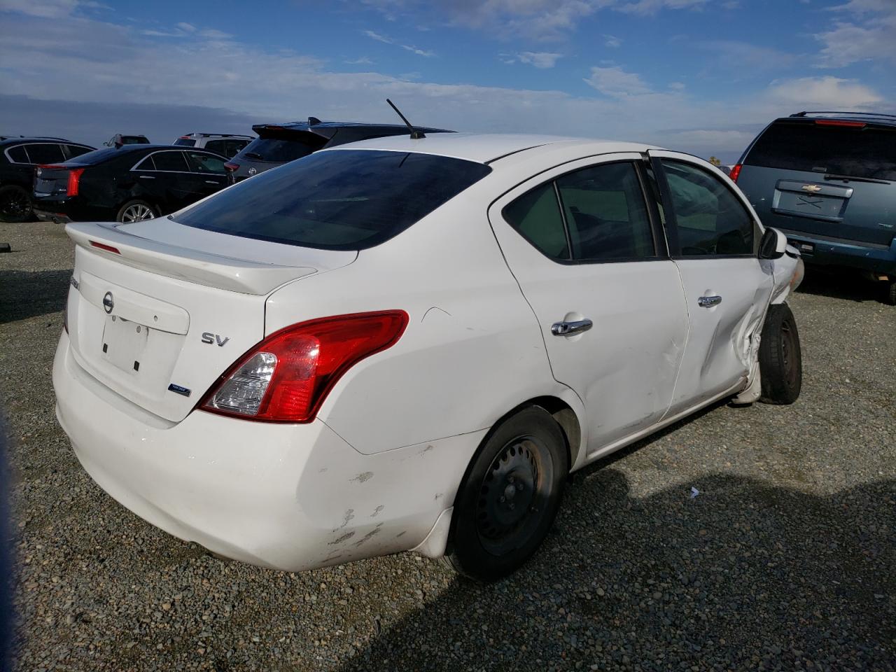 Image 3 of 2013 NISSAN VERSA S 2013 with VIN 3N1CN7AP9DL884955
