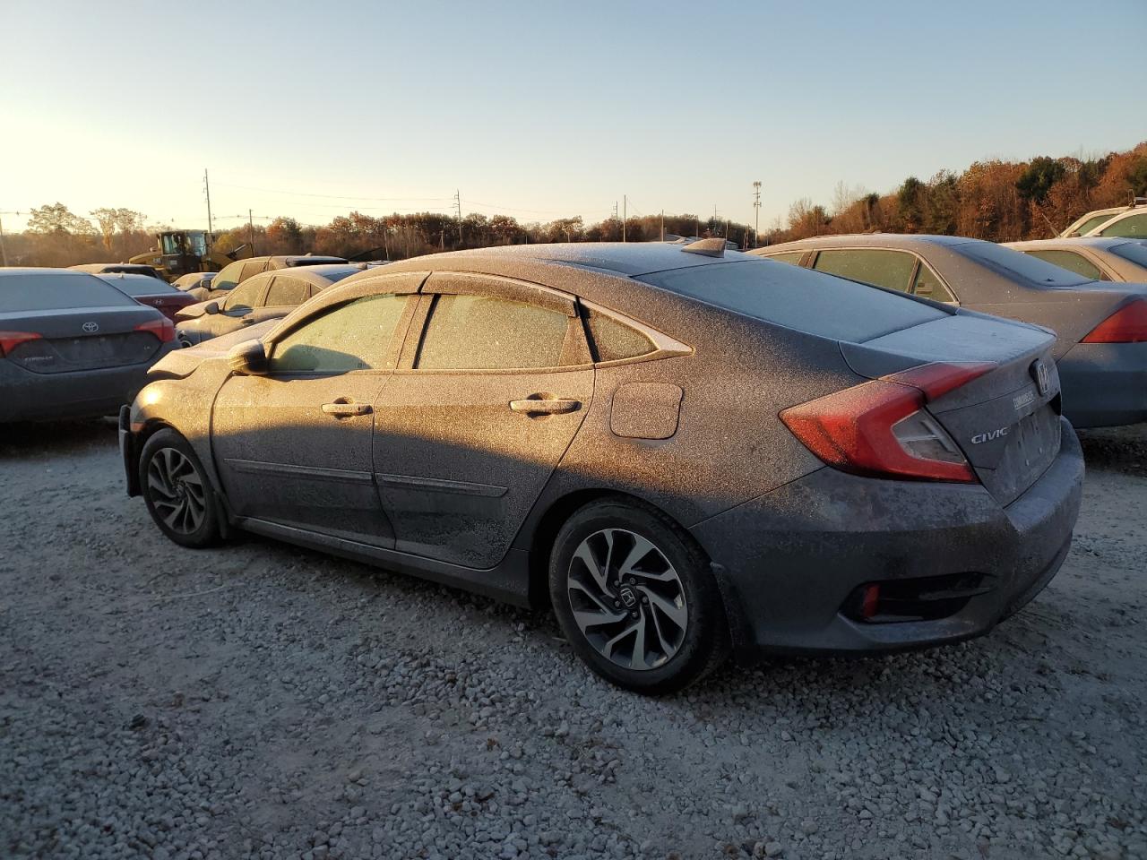 Изображение 2 2017 HONDA CIVIC EX 2017 с VIN 2HGFC2F7XHH541048